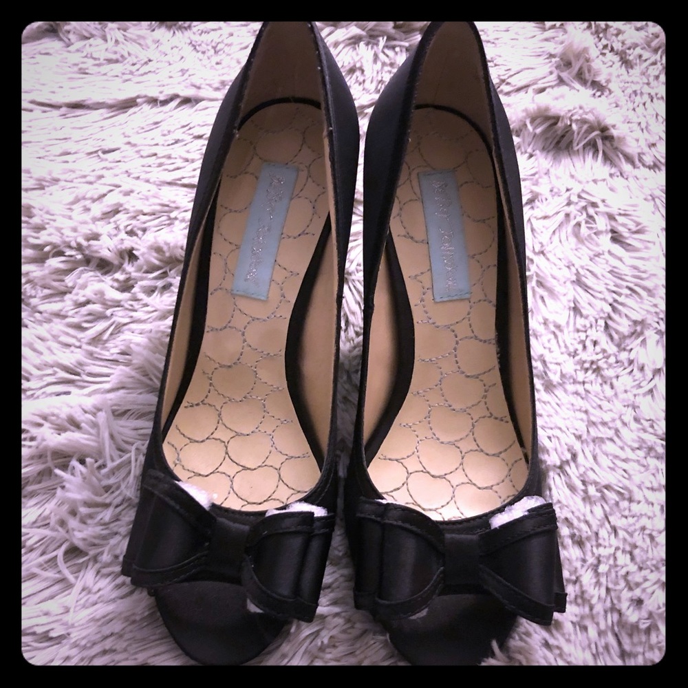 Betsey Johnson Blue Heel with bow